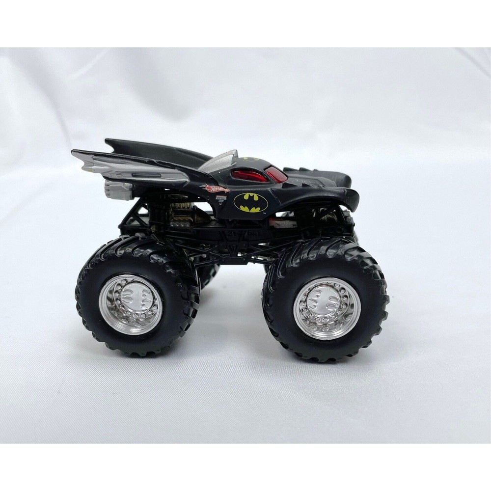 Batman‎ Hot Wheels Monster Jam Truck Vehicle Batmobile Car